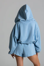 Załaduj obraz do przeglądarki galerii, Bluza na zamek z kapturem - BABY BLUE - Chiara Wear
