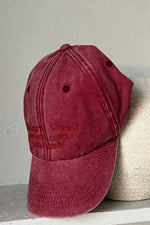 Załaduj obraz do przeglądarki galerii, Czapka z daszkiem low profile CHIARA WEAR - vintage red - Chiara Wear
