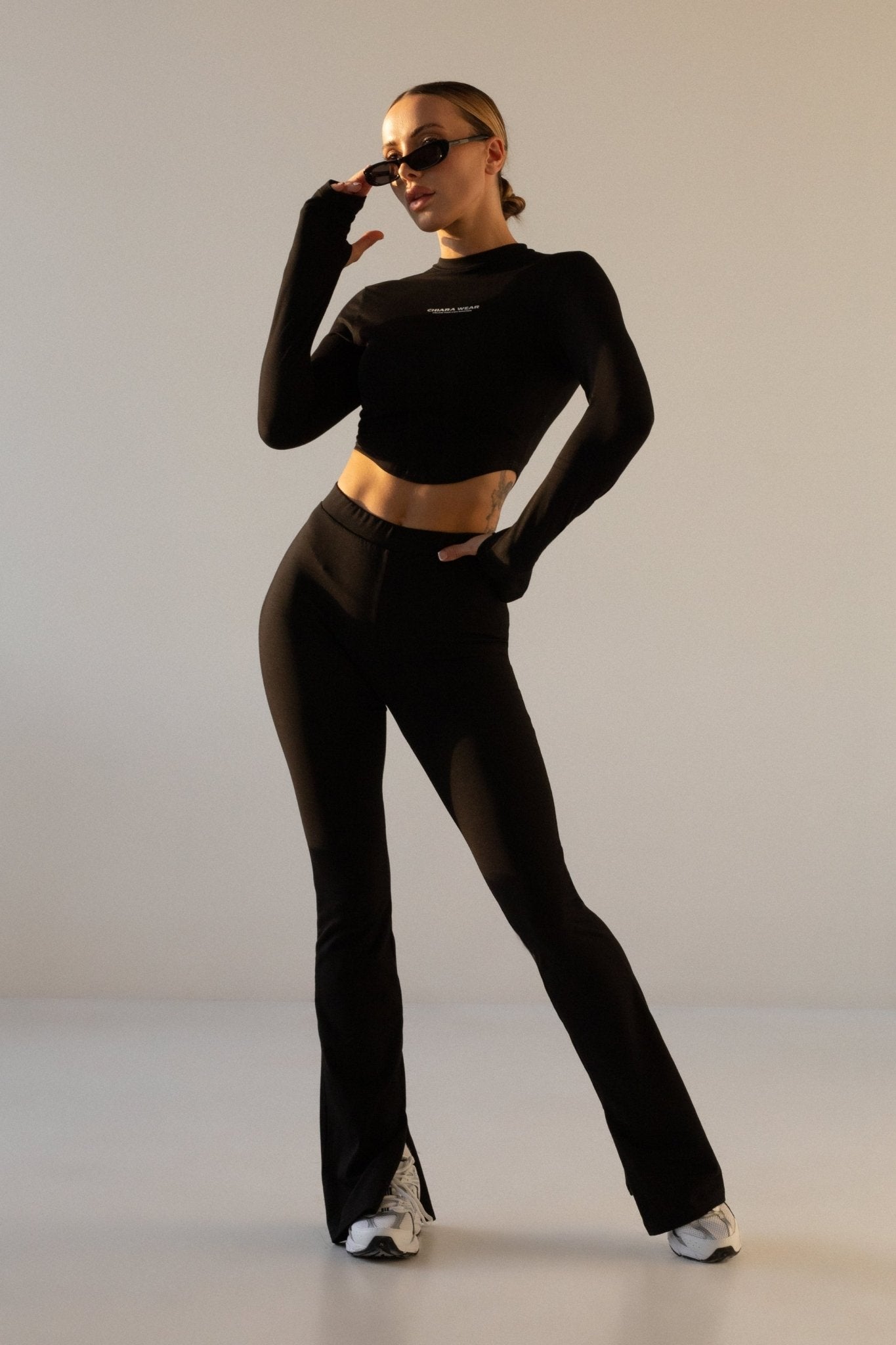 Długie dopasowane spodnie FLARE - czarny - Chiara Wear