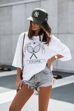 Załaduj obraz do przeglądarki galerii, Lniany t-shirt oversize TENNIS - biały - Chiara Wear
