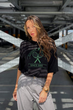 Load image into Gallery viewer, Lniany t-shirt oversize TENNIS - czarny - Chiara Wear
