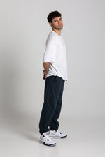 Załaduj obraz do przeglądarki galerii, Spodnie męskie dresowe joggery - granatowe - Chiara Wear
