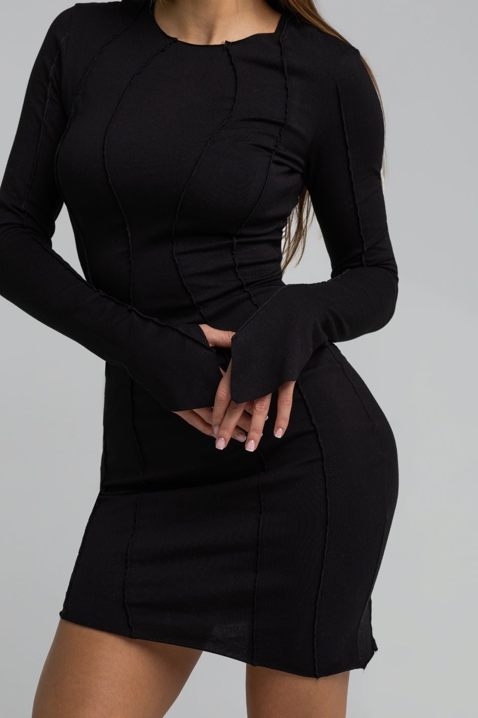 Sukienka BEATE mini z przeszyciami - czarny - Chiara Wear