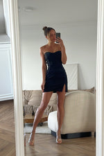 Load image into Gallery viewer, Sukienka mini LITTLE BLACK - czarny - Chiara Wear
