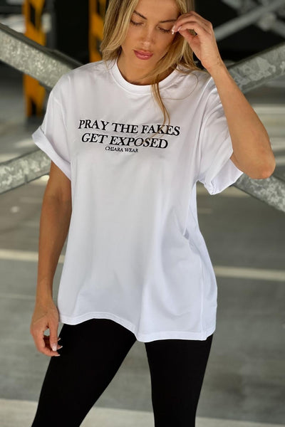 T-shirt damski oversize PRAY - biały - Chiara Wear