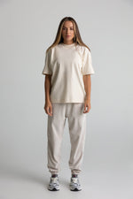 Load image into Gallery viewer, T-shirt damski oversize UNISEX - natural - Chiara Wear
