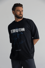 Załaduj obraz do przeglądarki galerii, T-shirt męski oversize TRUTH - czarny - Chiara Wear
