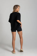 Load image into Gallery viewer, T-shirt oversize BEACH CLUB - czarny - Chiara Wear
