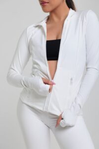 Kurtka ocieplana na zamek WINTER - biała - Chiara Wear