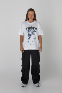 T-shirt damski oversize TRUTH - biały - Chiara Wear